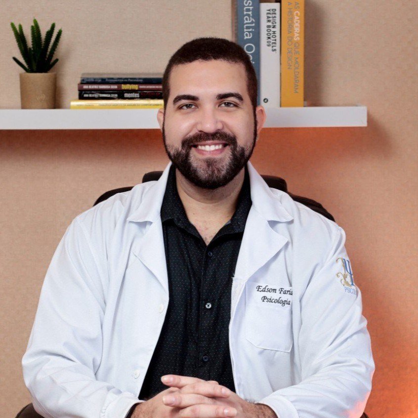 Psicólogo Edson Azevedo